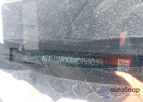 2019 Chevrolet Camaro 1Ls z USA, uszkodzony, nr VIN 1G1FB1RX8K0155059